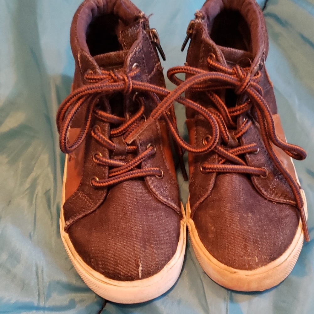 Cat and jack tennis shoes